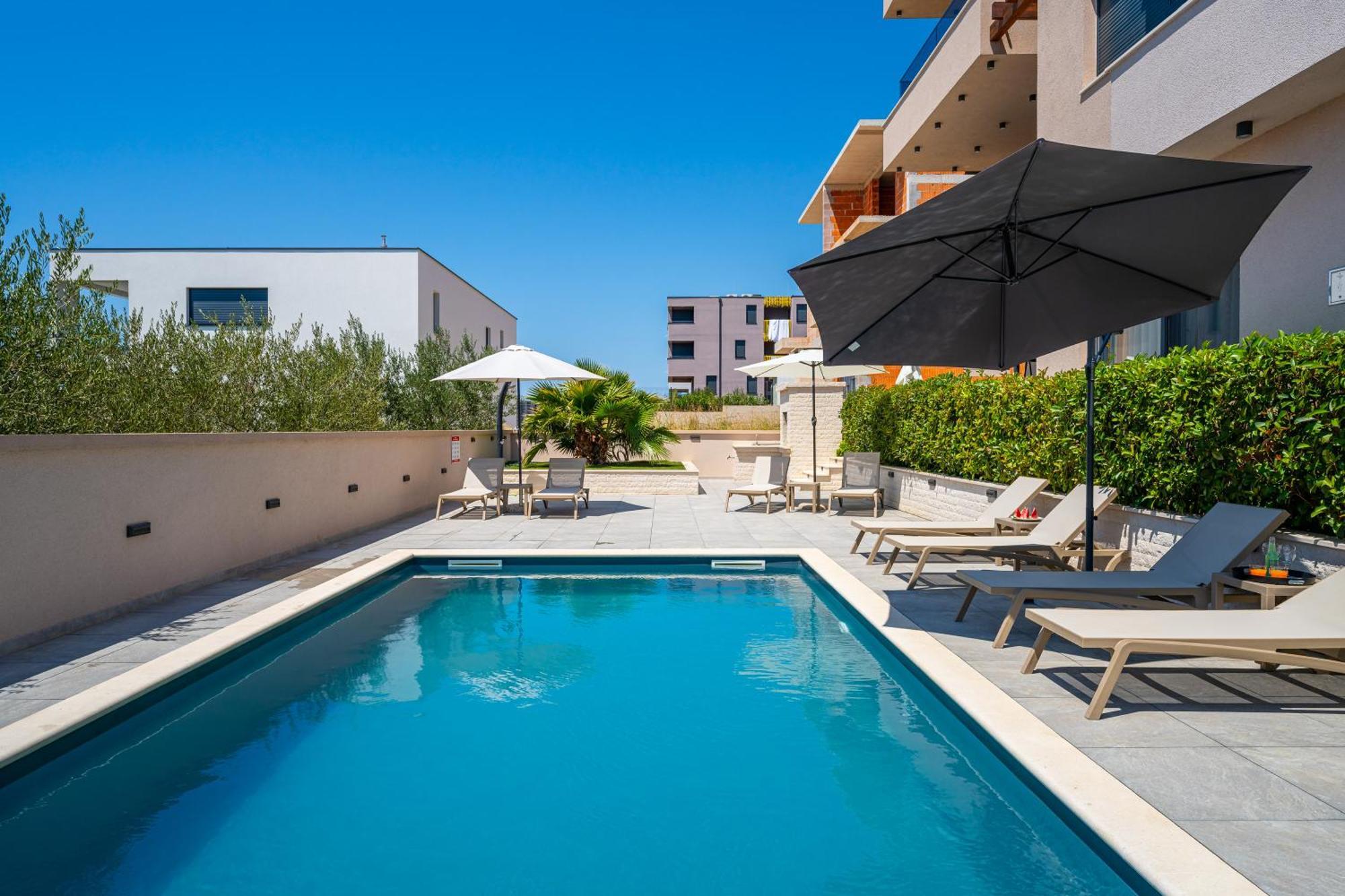 Sea Bay View Apartment - Appartement Avec Piscine Et Magnifique Vue Sur Mer 圣菲利普雅科夫 外观 照片